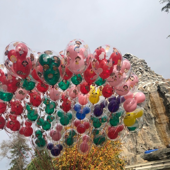 Meet your Posher, Abigail - Picture 1 of 1